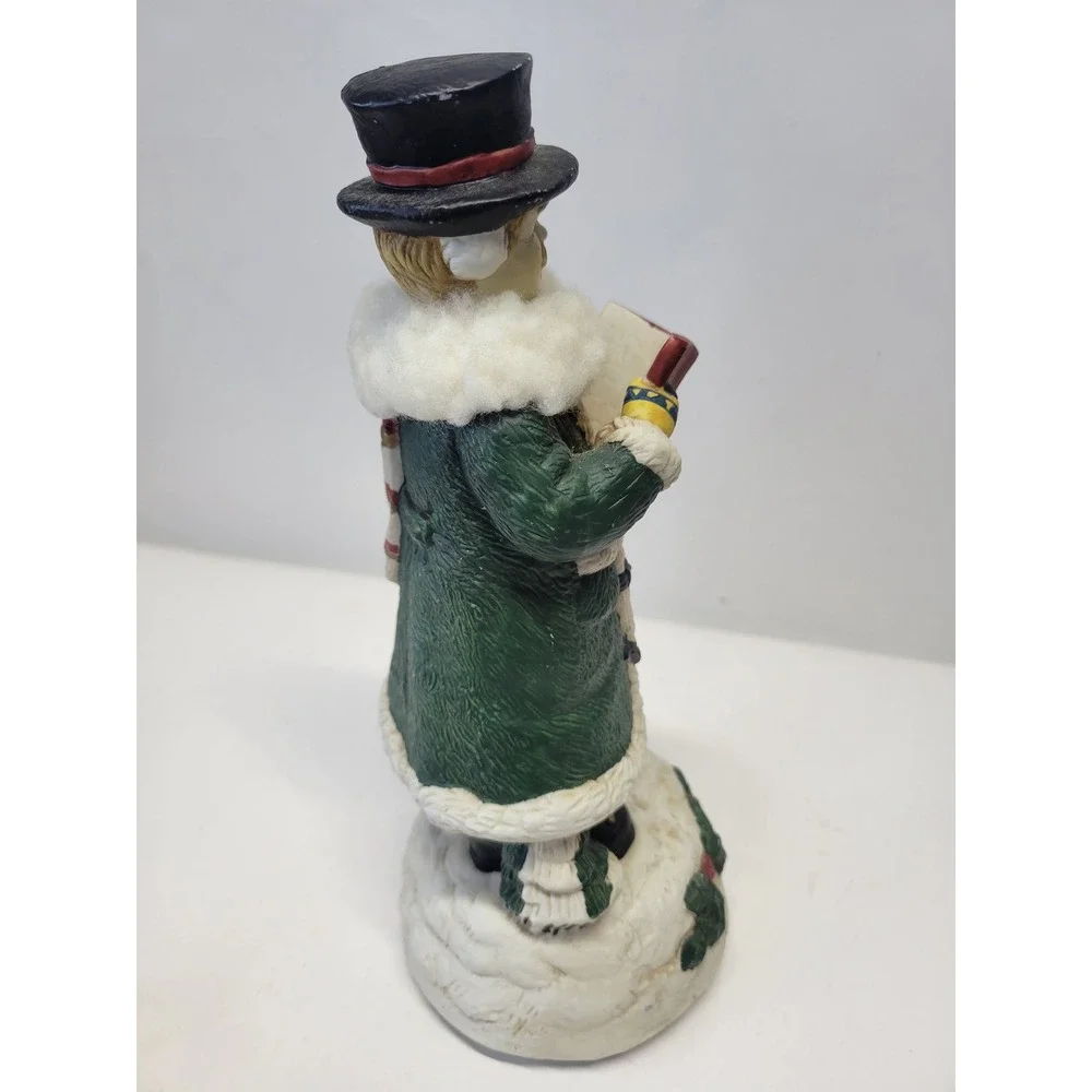 Vtg Christmas Caroler Figurine with Lantern Music‎ Box Plays Joy to the World